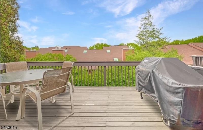 Photo of 69 Cummings Cir
