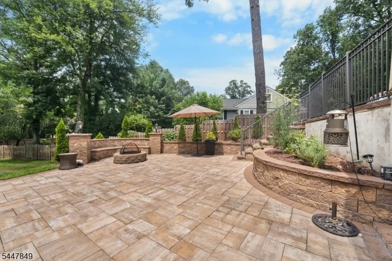 Photo of 950 Belvidere