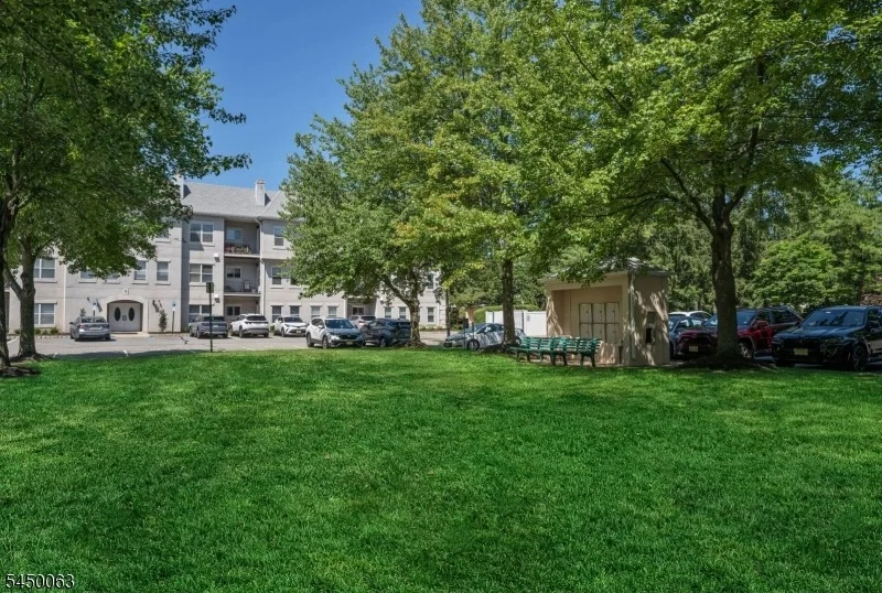 Photo of 602 Brittany Dr
