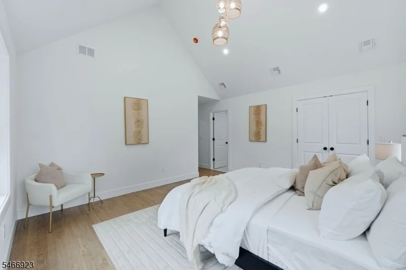 Photo of 37 Maple Ave