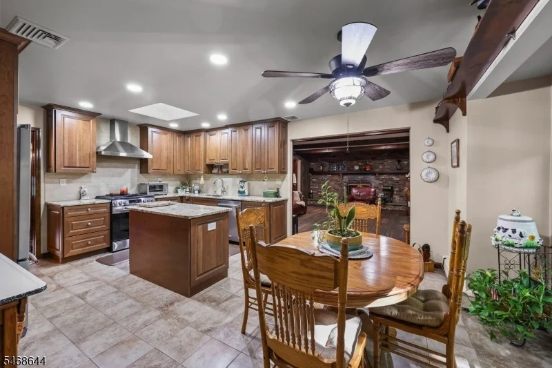 Photo of 11 Colona Rd