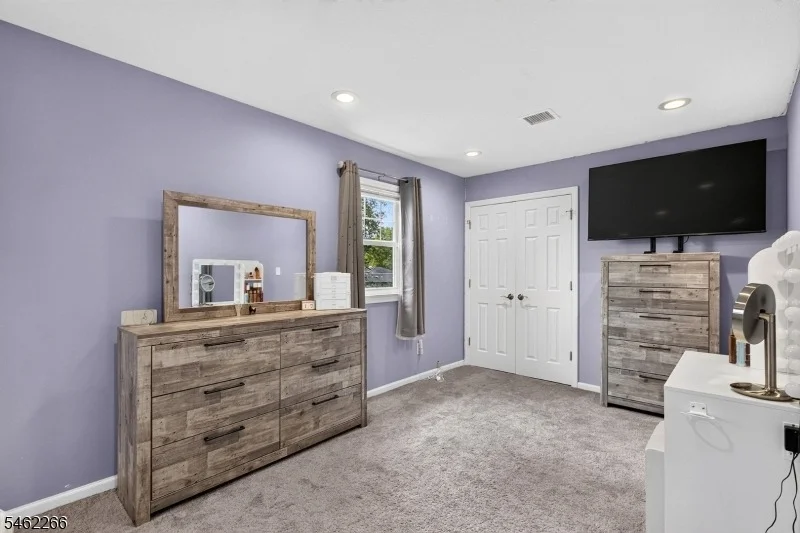 Photo of 2 Braemar Cir
