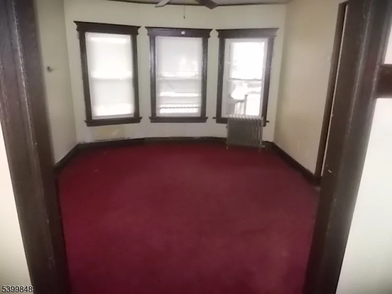 Photo of 104 Riggs Pl