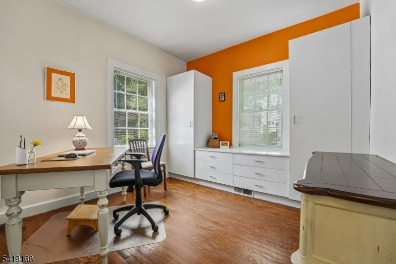 Photo of 343 Forest Rd