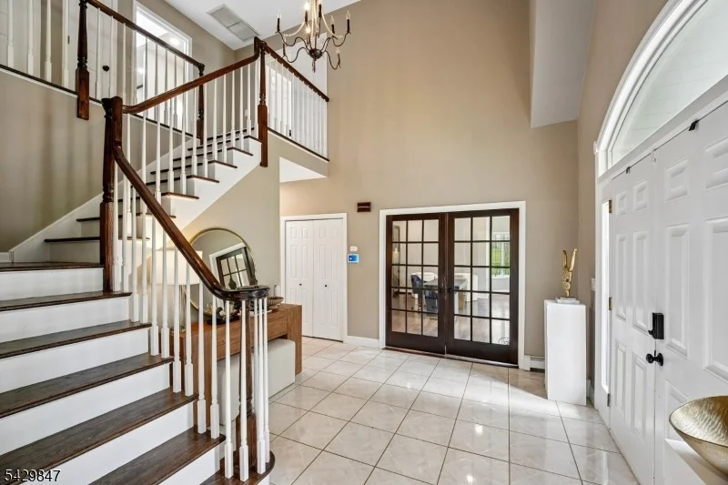 Photo of 9 Natale Dr