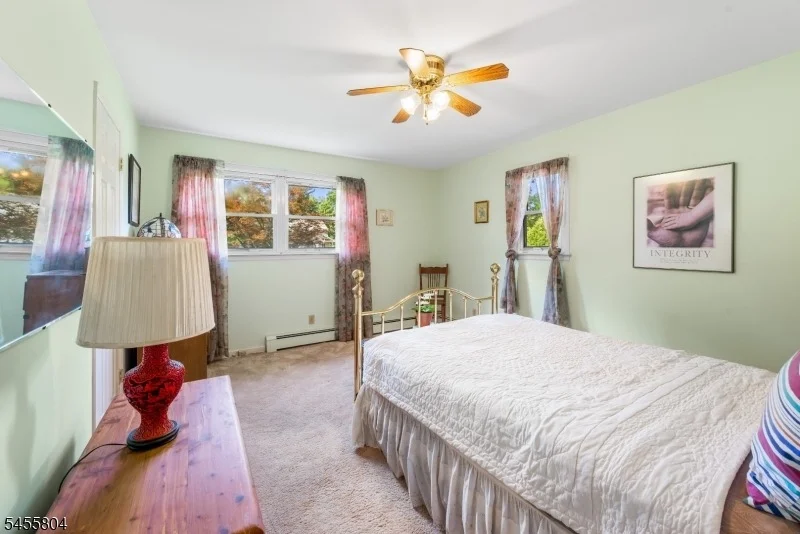 Photo of 39 Cornhollow Rd