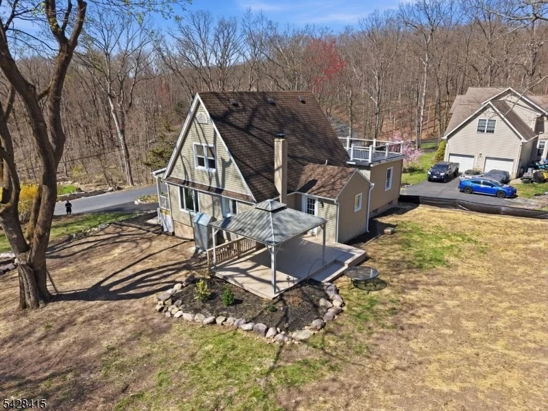 Photo of 4 Hillside Rd