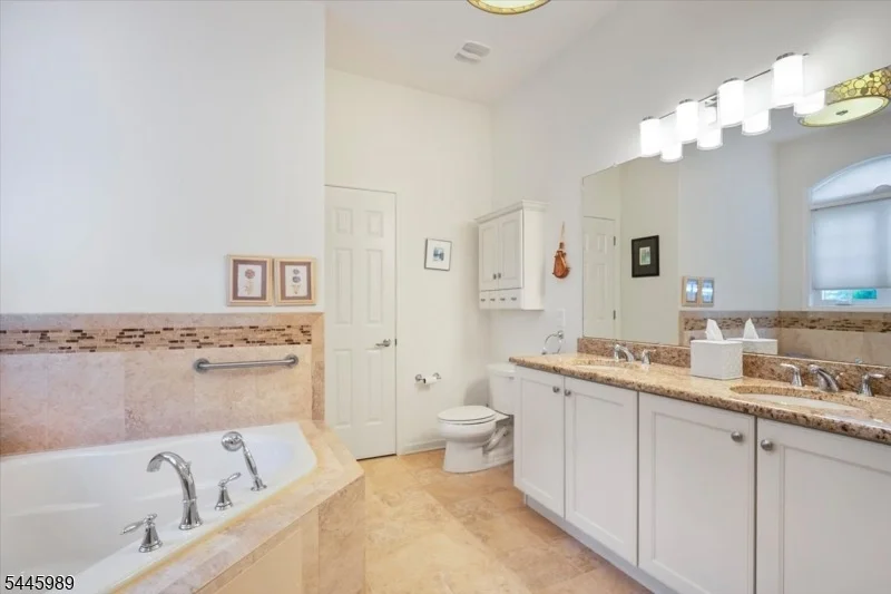 Photo of 27 Harrison Way