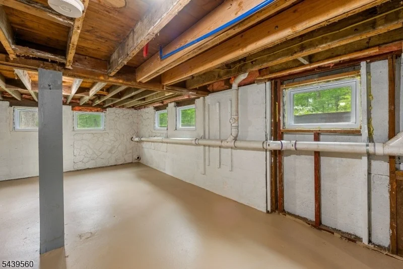 Photo of 20 Cooper Ln