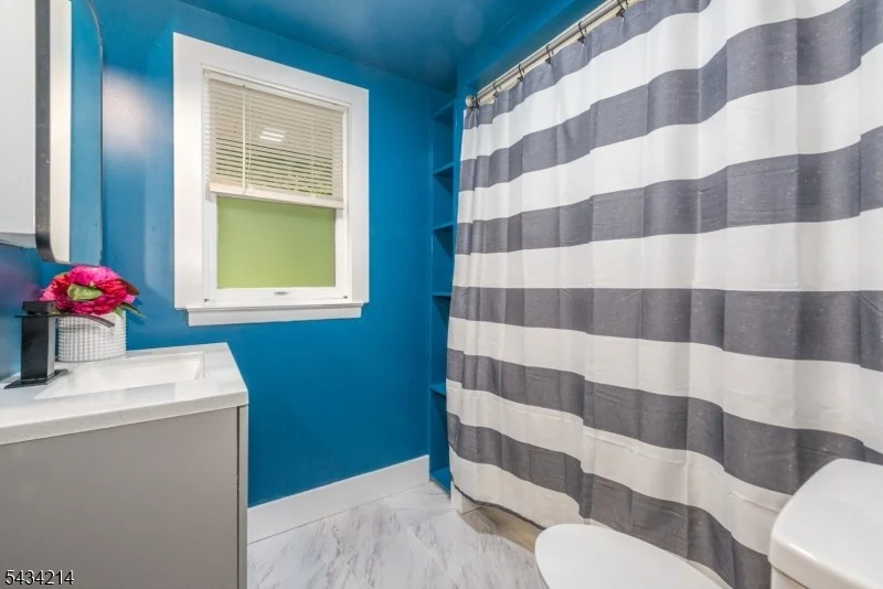 Photo of 345 Rutherford Ave
