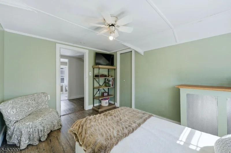 Photo of 56 Downs Ave
