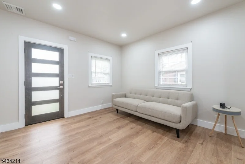 Photo of 345 Rutherford Ave