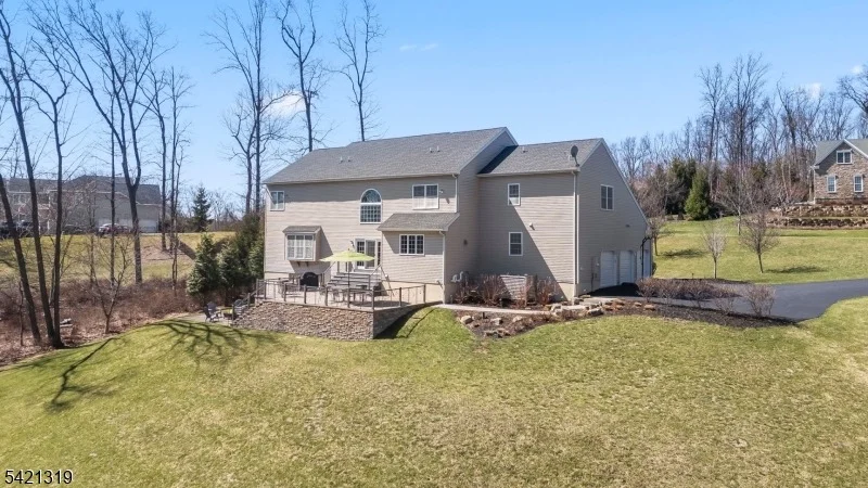 Photo of 12 Skyline Dr