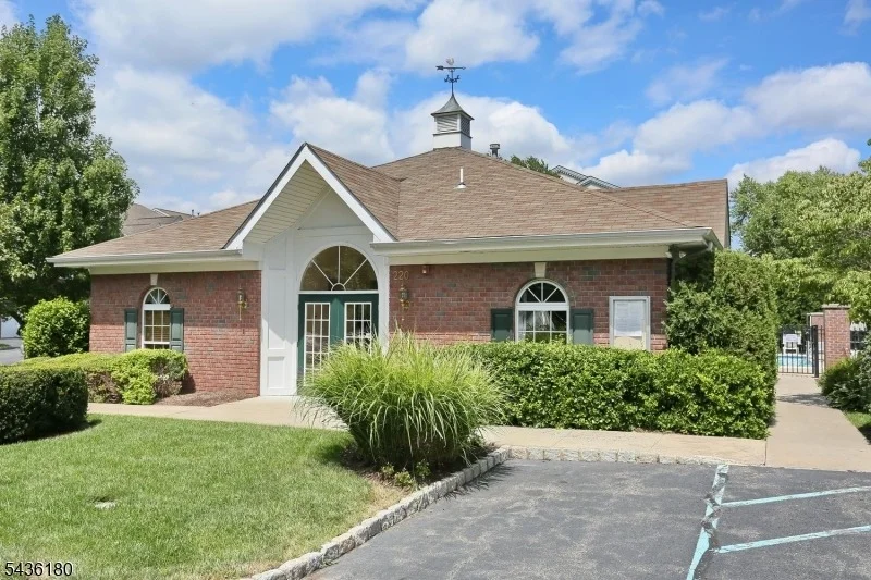 Photo of 281 Riverwalk Way