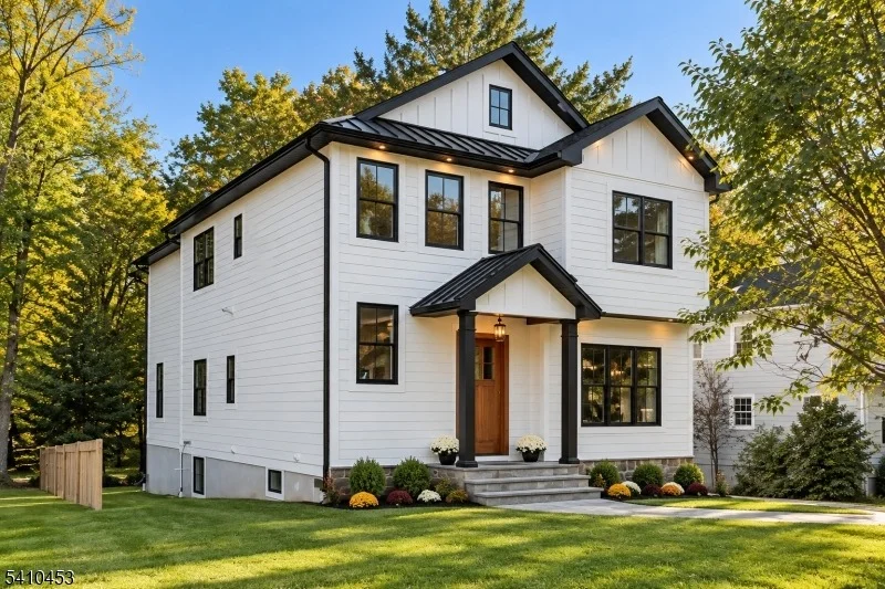 Photo of 83 W End Ave