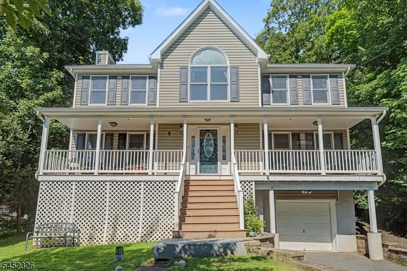 Photo of 5 VALHALLA WAY