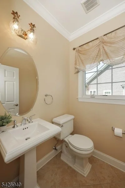 Photo of 84 Bedford Dr