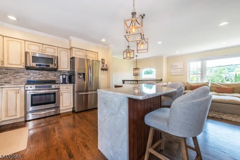 Photo of 3 Knoll Rd