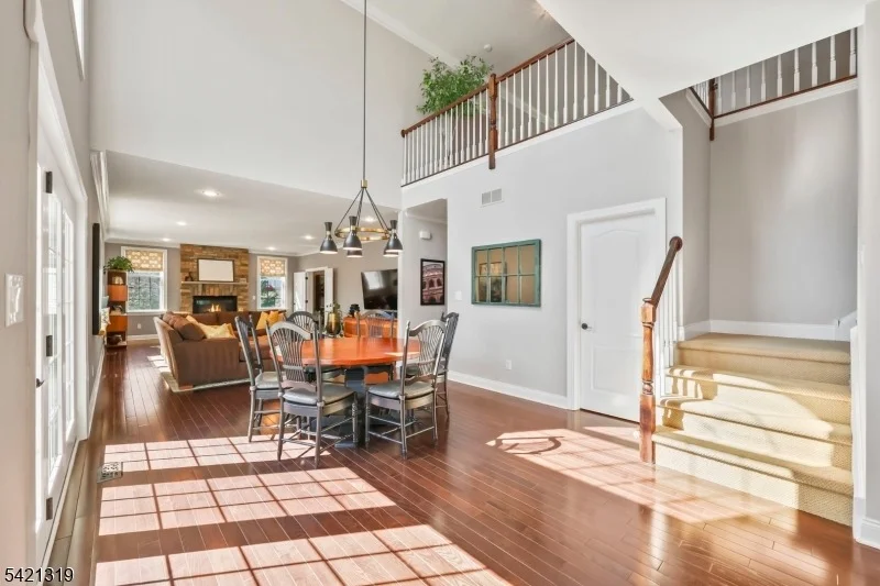 Photo of 12 Skyline Dr