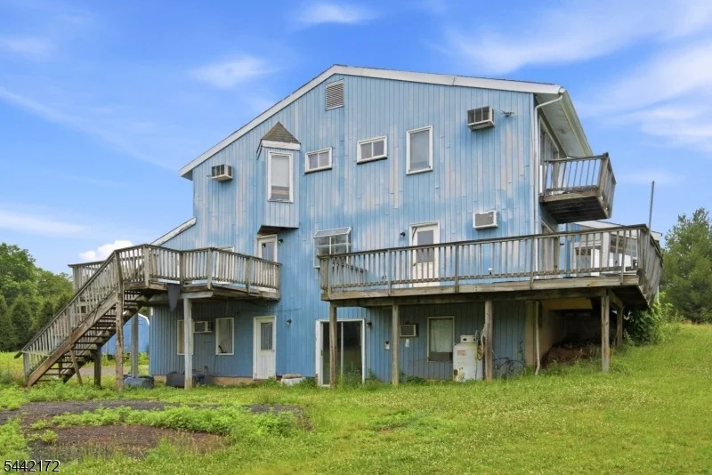 Photo of 175 Wertsville Rd