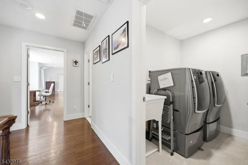 Photo of 3 Orient Way
