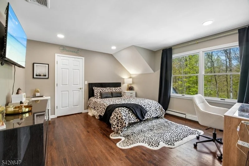 Photo of 9 Natale Dr