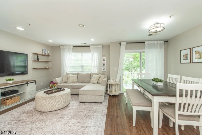 Photo of 92 Carter Rd