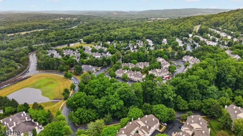 Photo of 18 Pheasant Brook Court