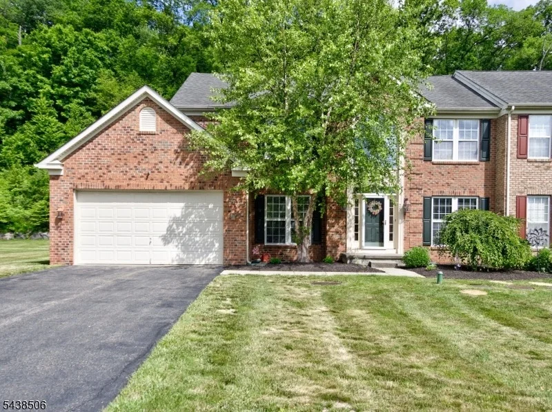 Photo of 28 Primrose Ln