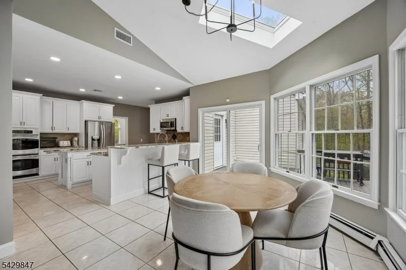 Photo of 9 Natale Dr