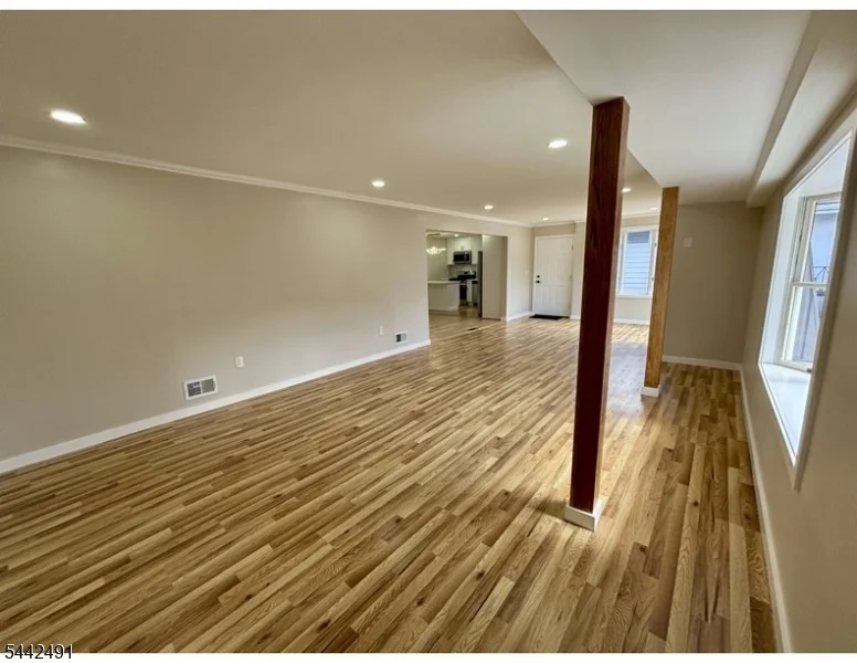 Photo of 9 Joan Pl