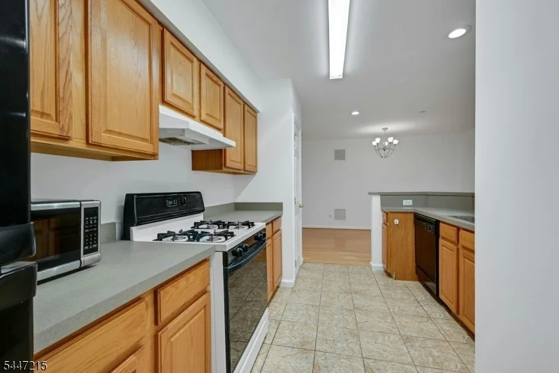 Photo of Unit 213 at 189 Forest Ave