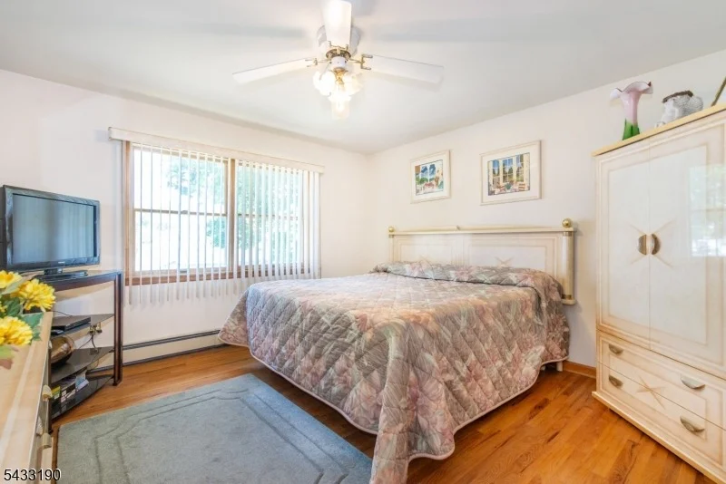 Photo of 8 Carlos Dr