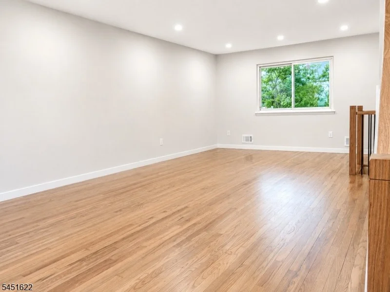 Photo of 13 Patton Dr