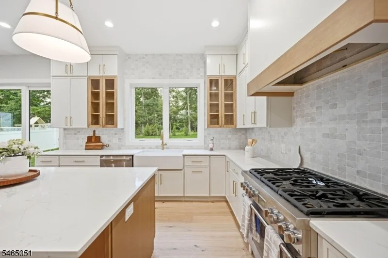 Photo of 123 Forest Ave