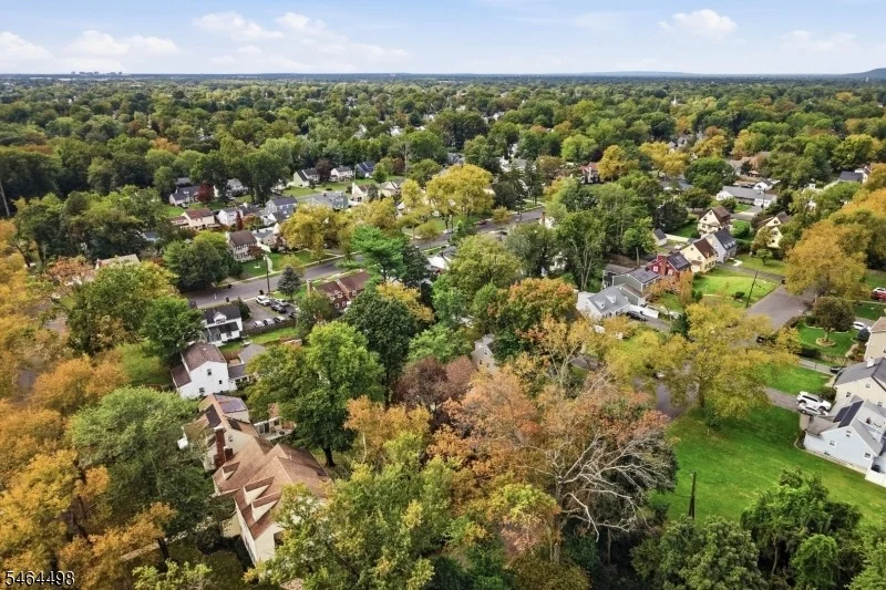 Photo of 115 Parkside Rd