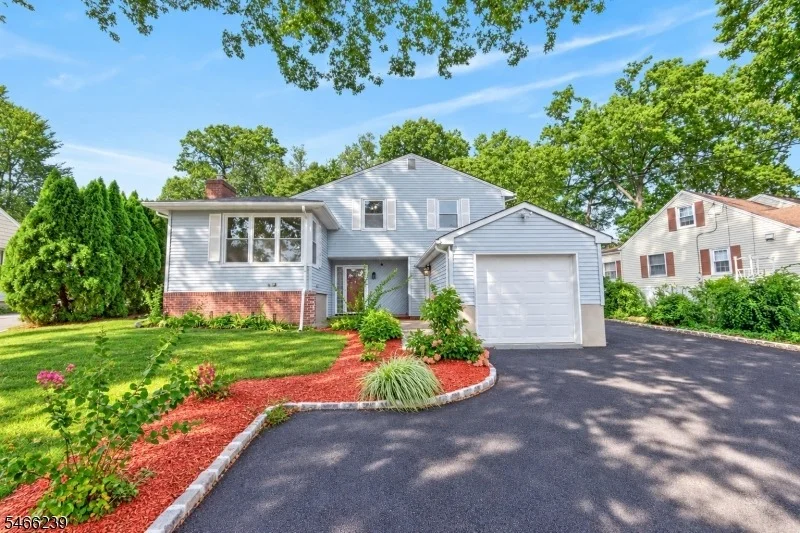 Photo of 280 Whippany Rd