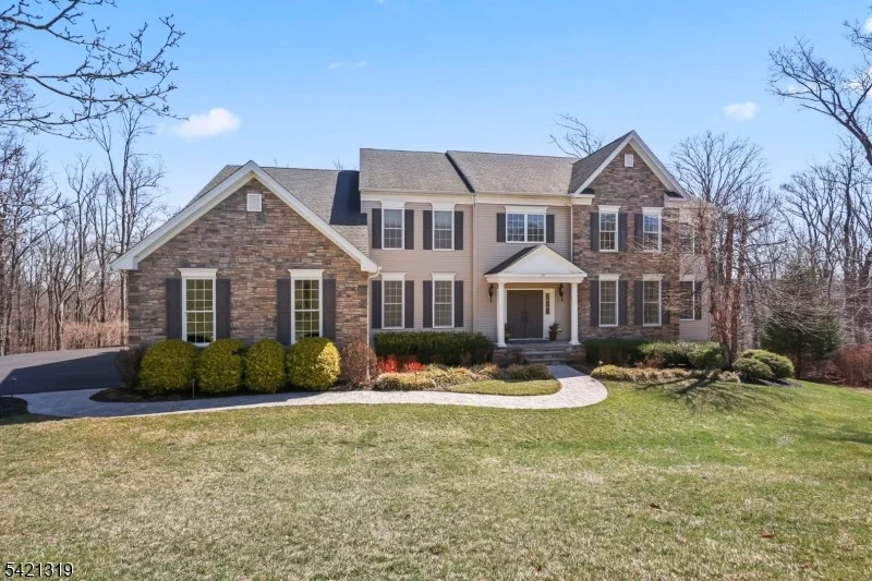 Photo of 12 Skyline Dr