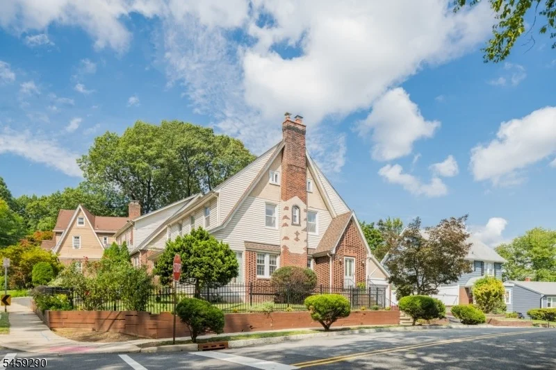 Photo of 47 Fairmount Ter