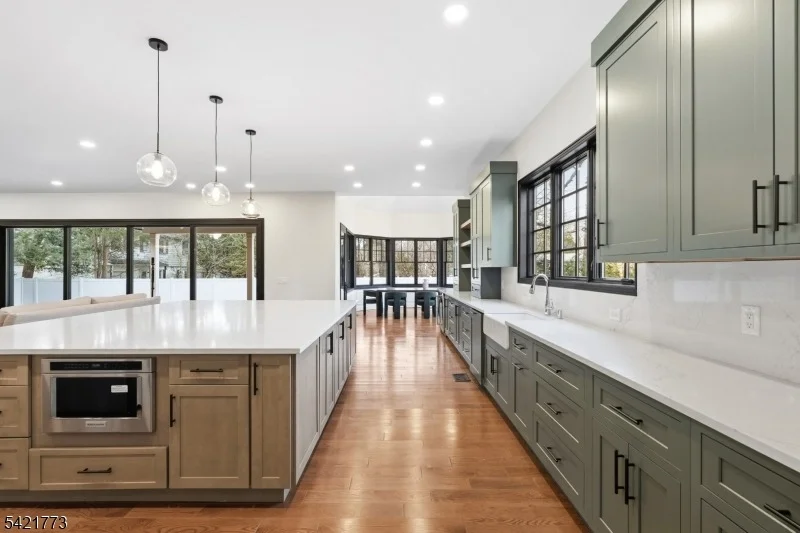 Photo of 803 Marshall Rd