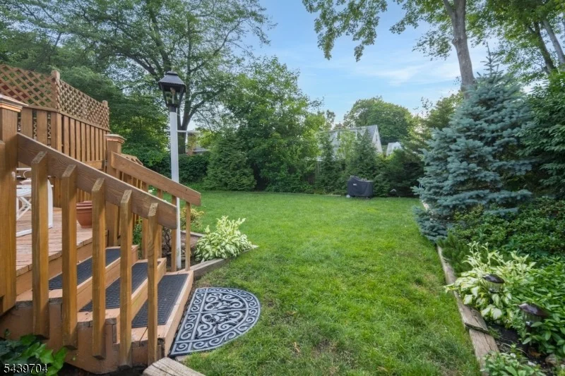 Photo of 31 Briant Pkwy