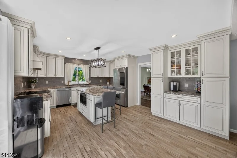 Photo of 14 Meadow Ln