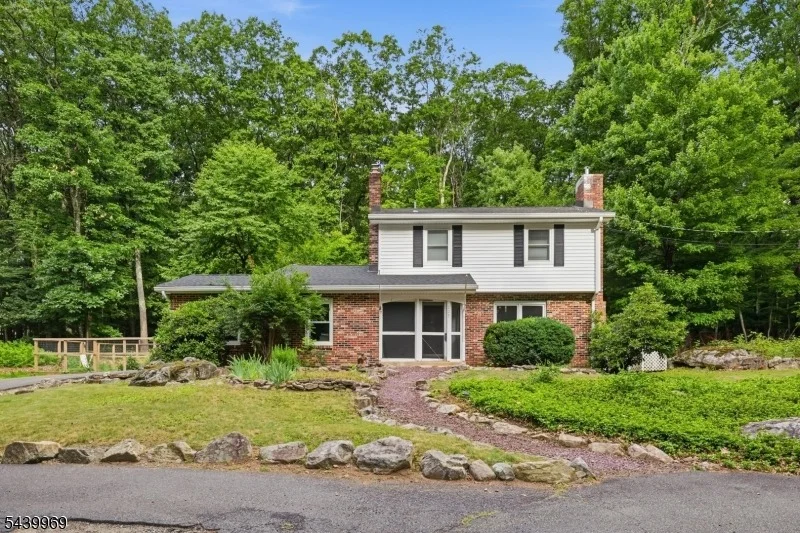 Photo of 223 Beacon Hill Rd