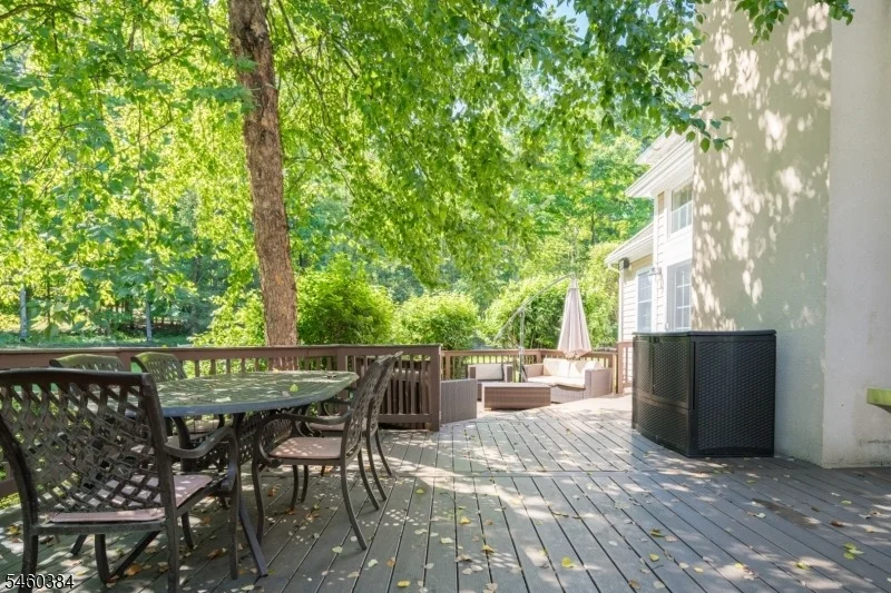 Photo of 16 Trinity Pl