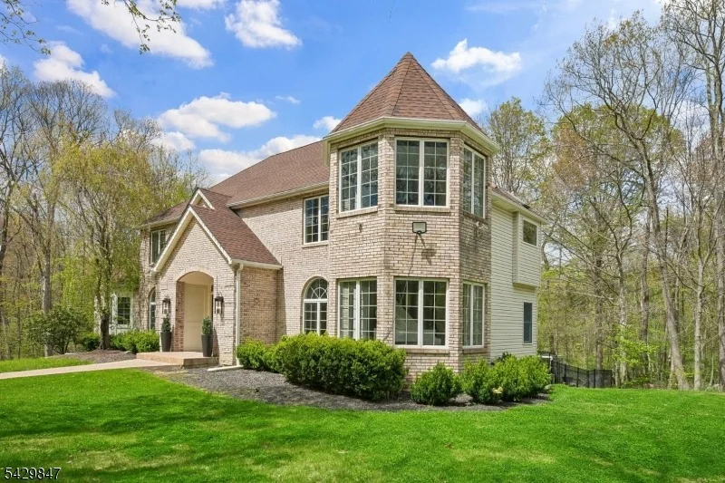 Photo of 9 Natale Dr