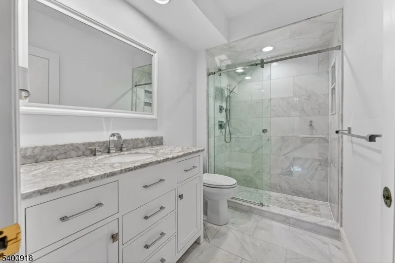 Photo of 54 Hamilton Dr
