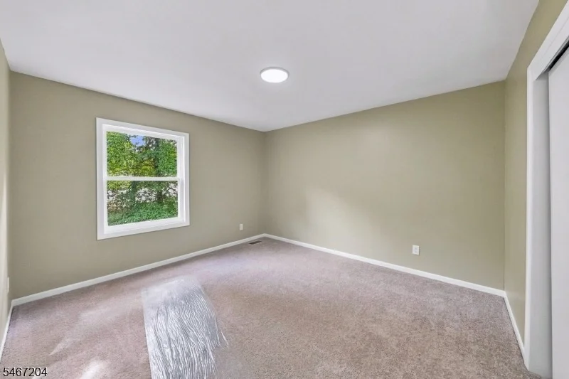 Photo of 22 Forest Ln