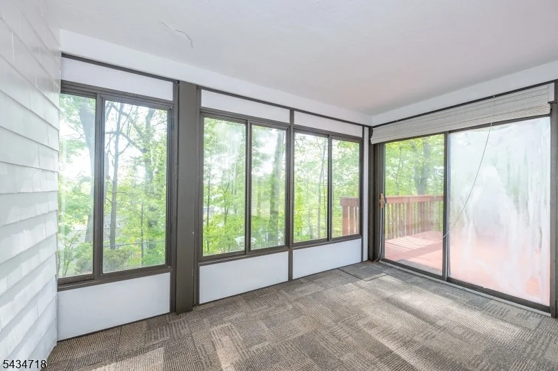Photo of 27 Glen Rd