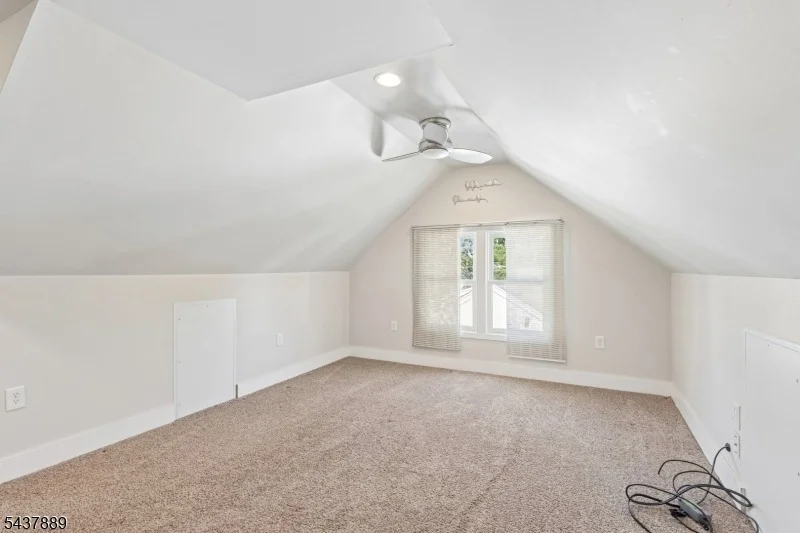 Photo of 1032 Kipling Rd