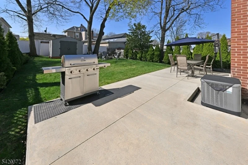 Photo of 39 Niagara St